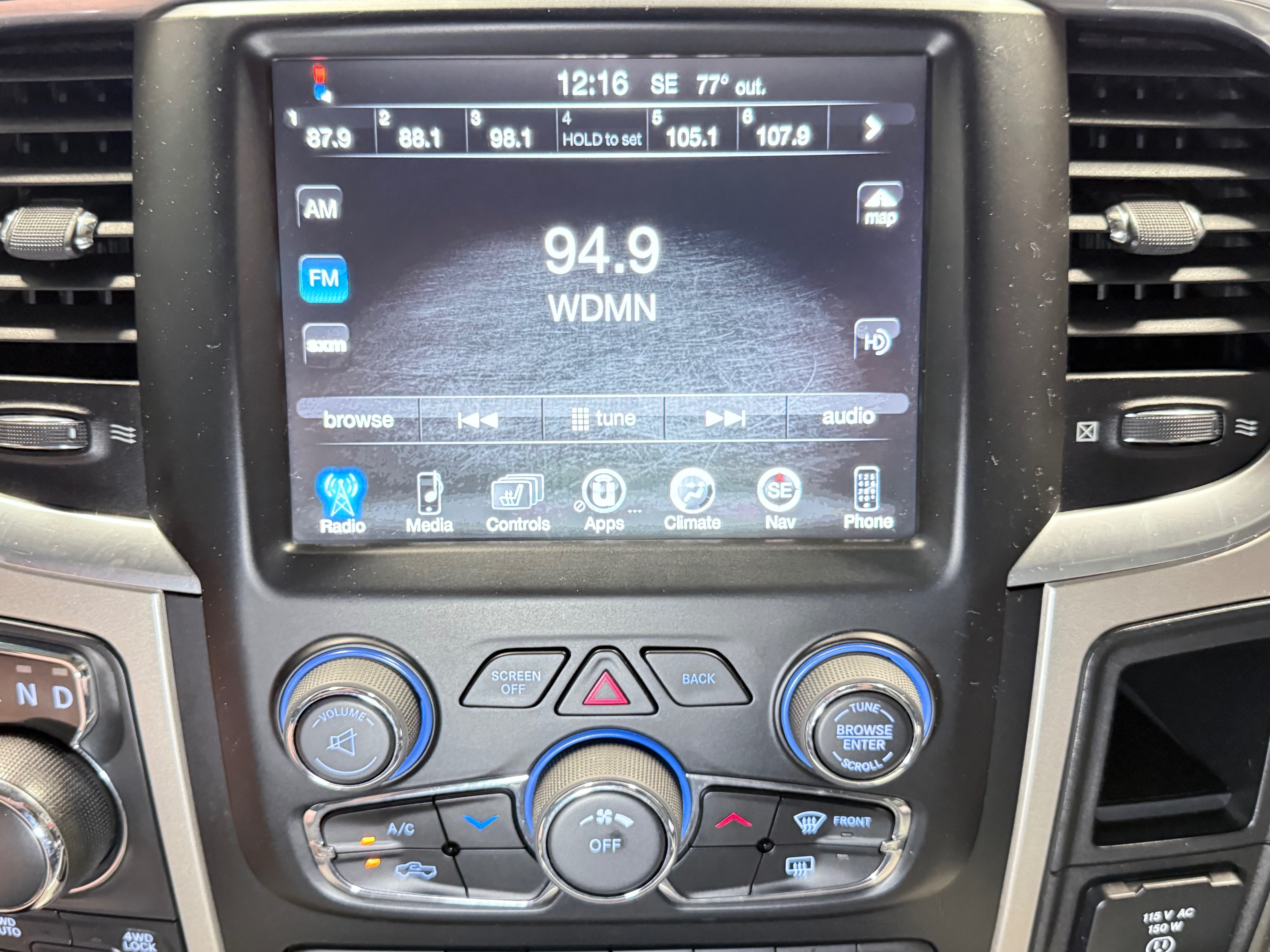 Used 2015 RAM 1500 Big Horn AWD/4WD image 23
