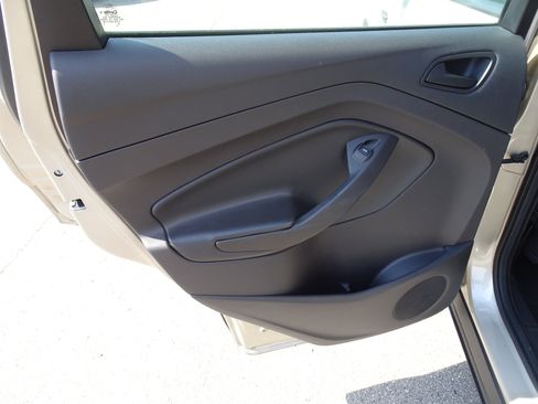 Used 2017 Ford Escape S FWD image 15