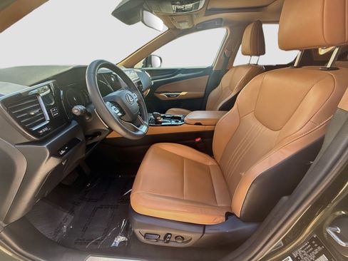 Used 2024 Lexus NX 250 FWD w/ Cold Area Package image 19