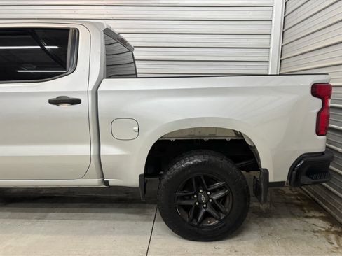 Used 2020 Chevrolet Silverado 1500 Custom Trail Boss w/ Custom Convenience Package image 5