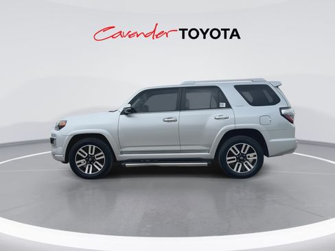 Certified 2018 Toyota 4Runner Limited AWD/4WD image 5