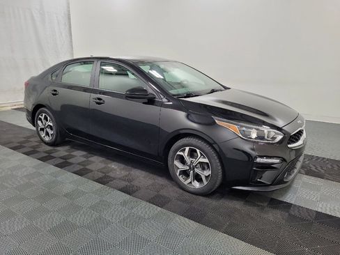 Used 2019 Kia Forte LXS FWD image 11