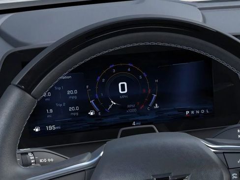 New 2026 Chevrolet Traverse Z71 w/ Enhanced Driving Package AWD/4WD image 18