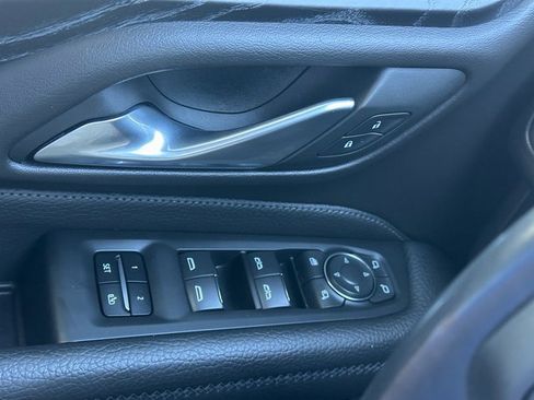 Used 2022 GMC Yukon Denali image 36