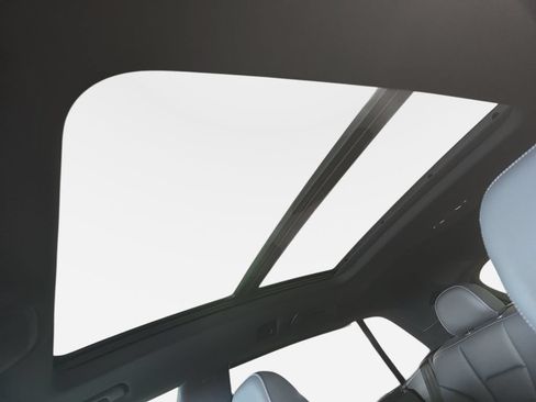Certified 2025 Audi Q8 Premium Plus AWD/4WD image 23