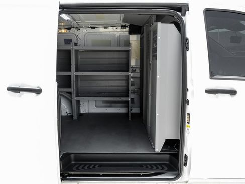 Used 2023 Mercedes-Benz Metris image 31