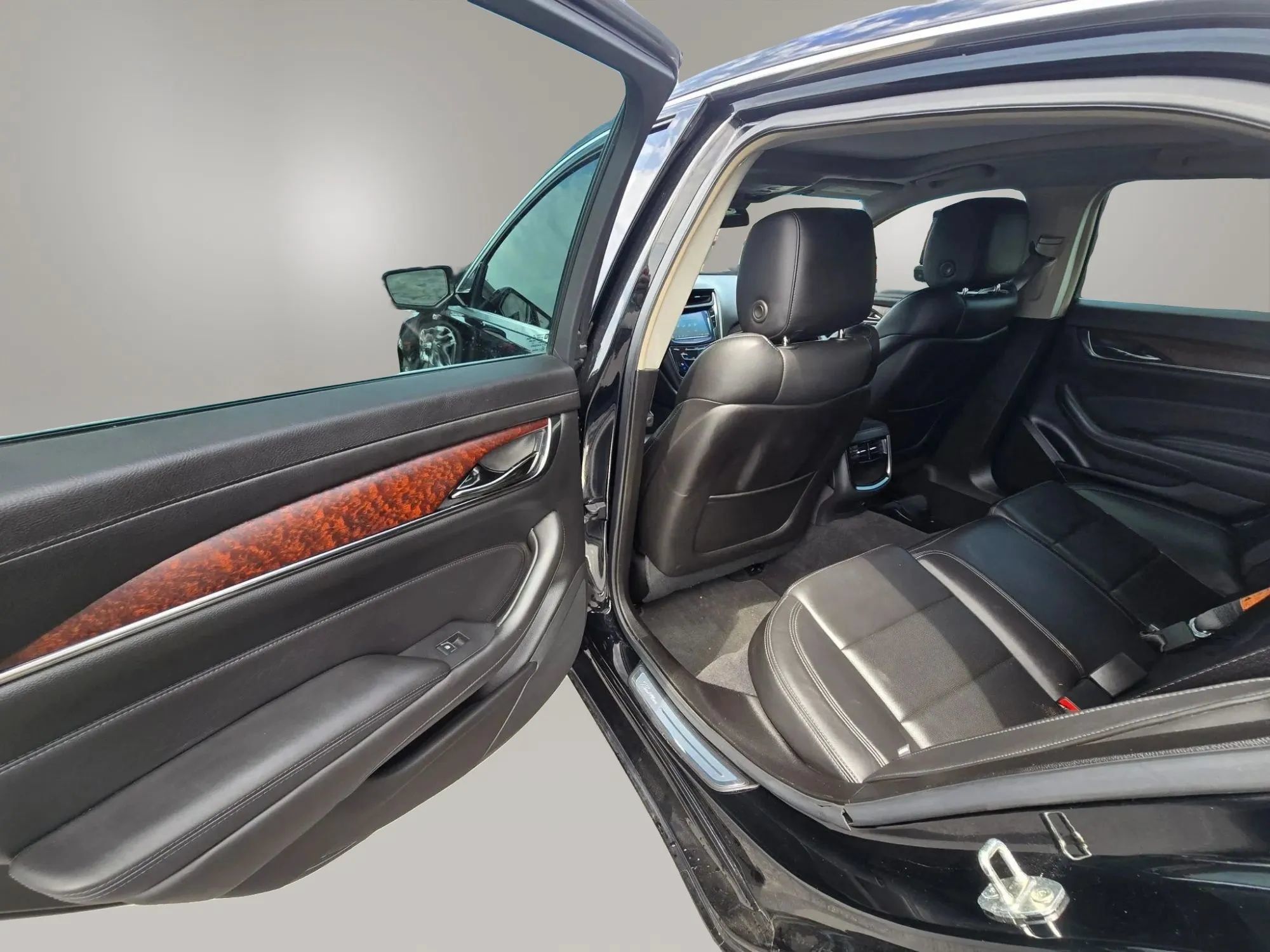 Used 2019 Cadillac CTS Luxury RWD image 12