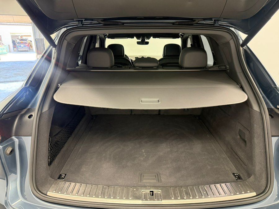 Used 2019 Porsche Cayenne S w/ Premium Plus Package AWD/4WD image 87