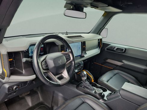 Certified 2022 Ford Bronco Badlands image 6