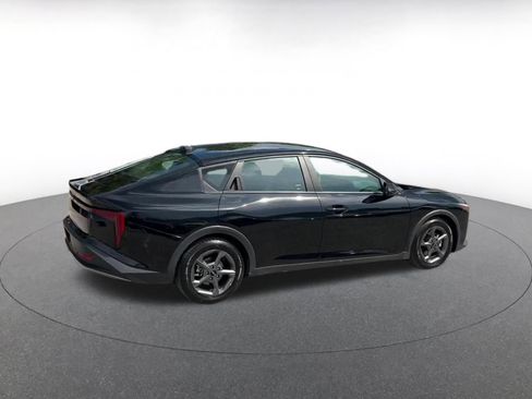 Used 2025 Kia K4 FWD image 14
