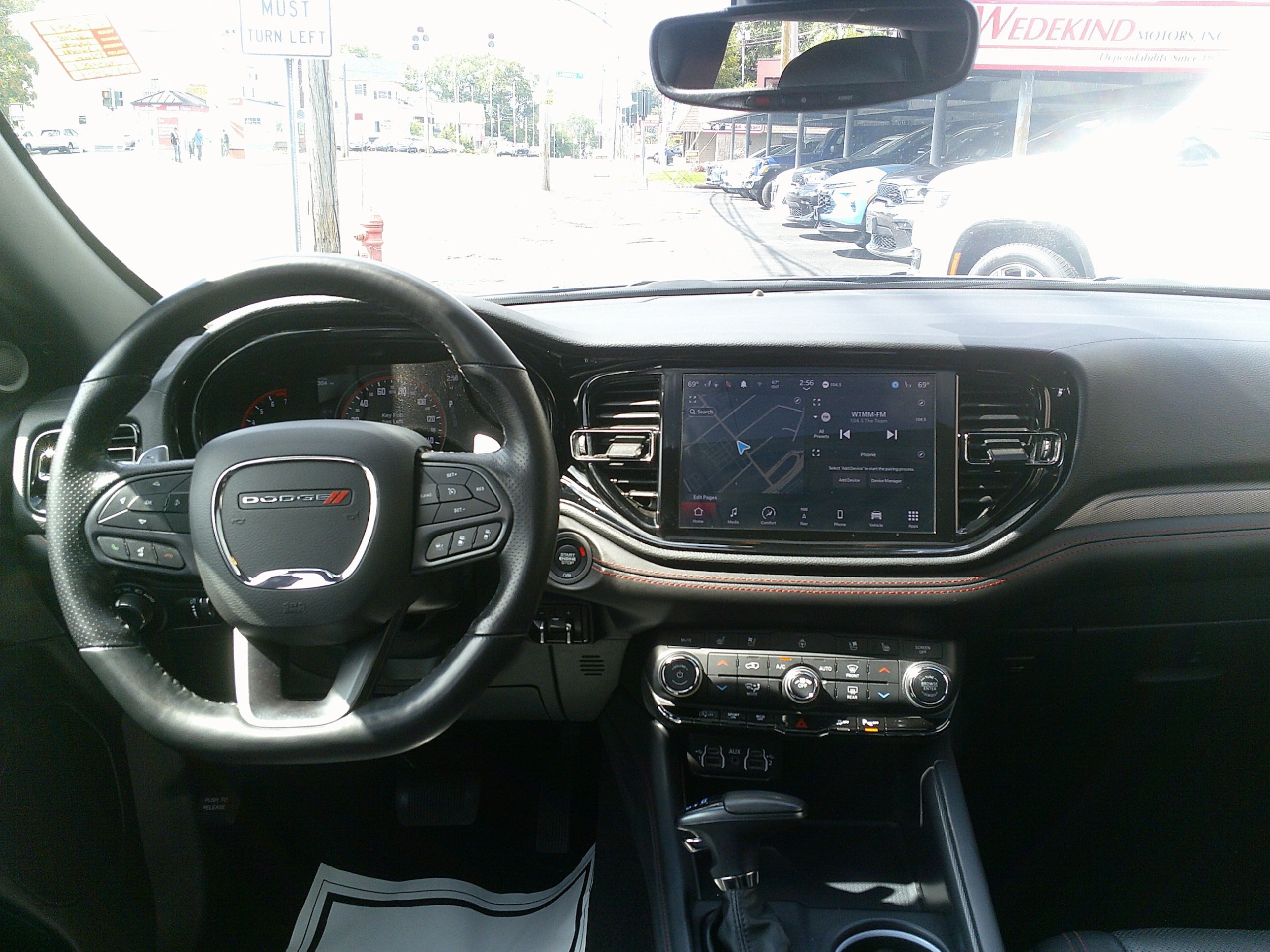 Used 2024 Dodge Durango GT AWD/4WD image 19