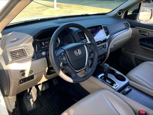 Used 2017 Honda Pilot EX-L image 16