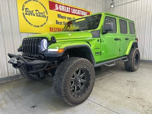 Used 2019 Jeep Wrangler Unlimited Sahara w/ Uconnect 4C Nav & Sound Group AWD/4WD image 1