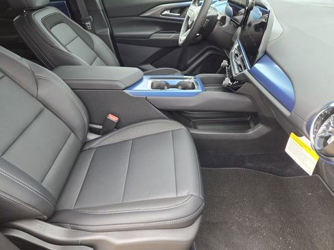 New 2026 Chevrolet Equinox EV LT AWD/4WD image 6