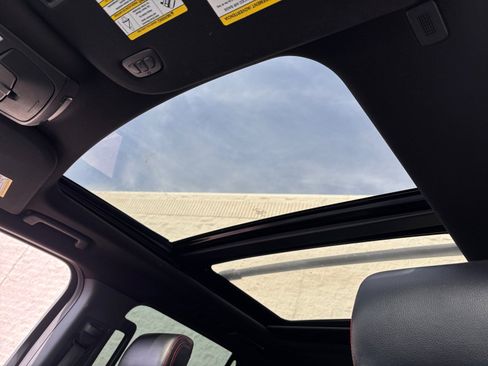 Used 2019 Ford Expedition Limited w/ Equipment Group 303A image 31