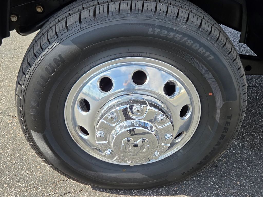 Used 2022 RAM 3500 Limited AWD/4WD image 11