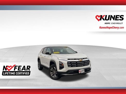 New 2026 Chevrolet Equinox LT w/ Convenience Package II image 1