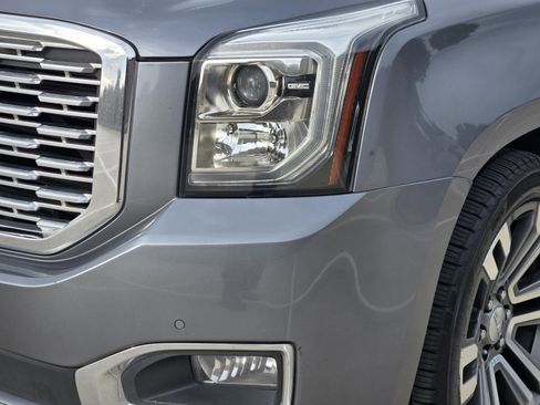 Used 2019 GMC Yukon Denali w/ Denali Ultimate Package AWD/4WD image 30