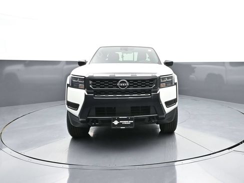 Certified 2026 Nissan Frontier SV w/ Tow Package AWD/4WD image 7