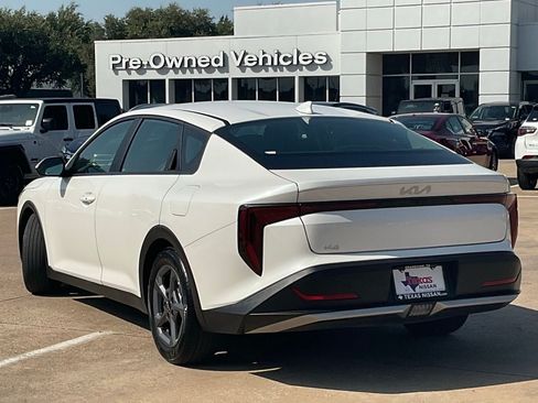 Used 2025 Kia K4 FWD image 6