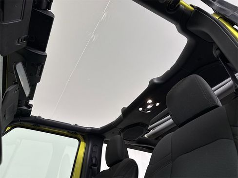 Used 2023 Jeep Wrangler Sport image 38