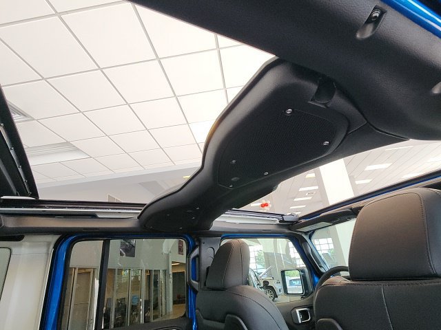 New 2024 Jeep Wrangler Unlimited Rubicon 392 AWD/4WD image 19