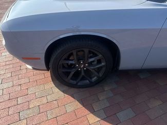 Used 2022 Dodge Challenger SXT w/ Driver Convenience Group RWD video 2