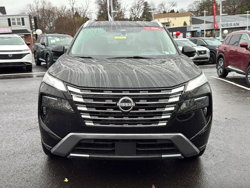 Certified 2024 Nissan Rogue SL image 2