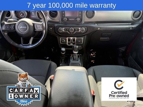 Certified 2021 Jeep Gladiator Willys image 11