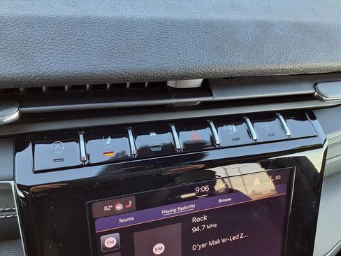 New 2025 Jeep Grand Cherokee Altitude w/ Trailer Tow Package image 5