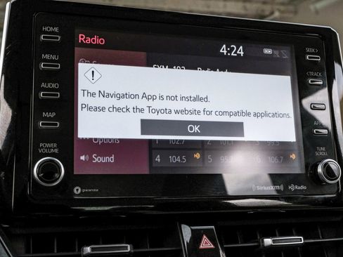 Used 2020 Toyota Corolla XLE image 22