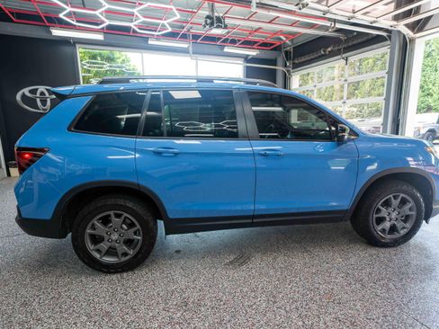 Used 2024 Honda Passport TrailSport image 4