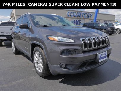 Used 2016 Jeep Cherokee Latitude w/ Comfort/Convenience Group