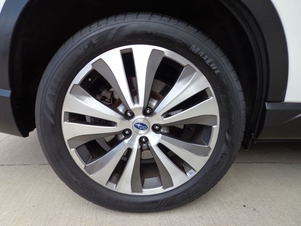 Used 2019 Subaru Ascent Limited AWD/4WD image 10