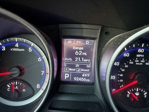 Used 2016 Hyundai Santa Fe SE image 16