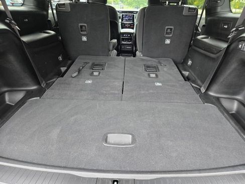 Used 2024 Jeep Grand Cherokee L Laredo w/ Luxury Tech Group I AWD/4WD image 28