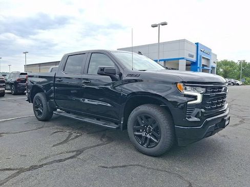 New 2026 Chevrolet Silverado 1500 RST w/ Convenience Package II AWD/4WD image 3