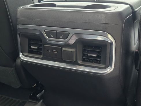 Used 2019 Chevrolet Silverado 1500 LTZ image 23