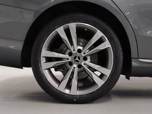 Used 2019 Mercedes-Benz C 300 4MATIC Sedan image 10