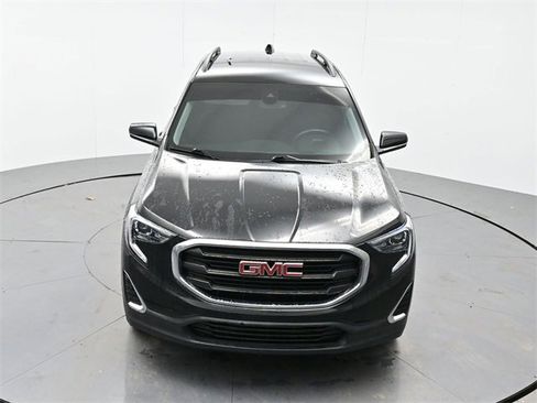 Used 2020 GMC Terrain SLE w/ Driver Convenience Package image 18