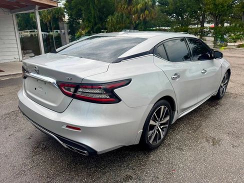 Used 2019 Nissan Maxima 3.5 SV w/ Floor Mat Group FWD image 4