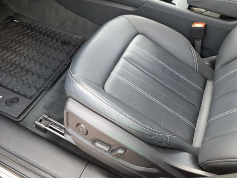 Used 2023 Audi Q5 2.0T Premium w/ Convenience Package AWD/4WD image 22