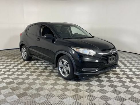 Used 2017 Honda HR-V LX image 17