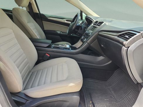 Used 2017 Ford Fusion S image 18