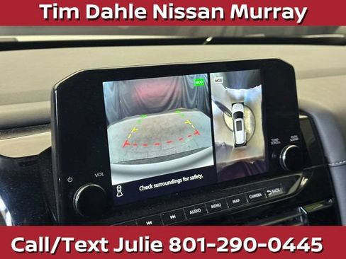 Used 2023 Nissan Pathfinder SL AWD/4WD image 28