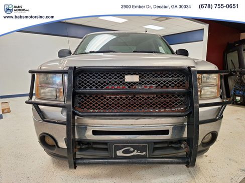 Used 2011 GMC Sierra 1500 SLE w/ Power Tech Package AWD/4WD image 9