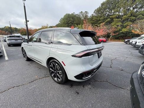 New 2026 Lincoln Nautilus Reserve image 5