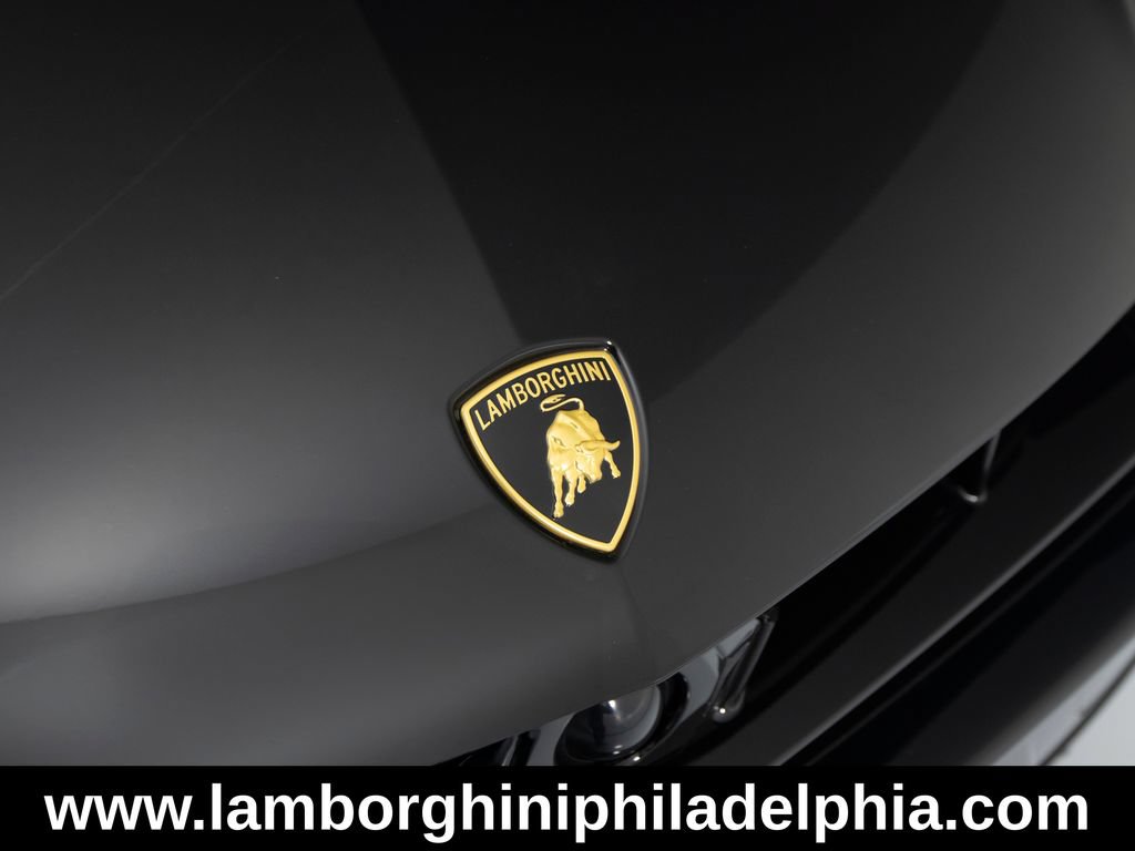 Used 2025 Lamborghini Urus S AWD/4WD image 40