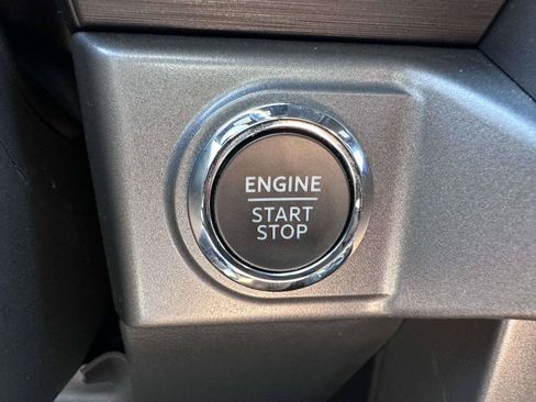 Used 2025 Ford F150 XLT w/ Equipment Group 302A MID AWD/4WD image 19