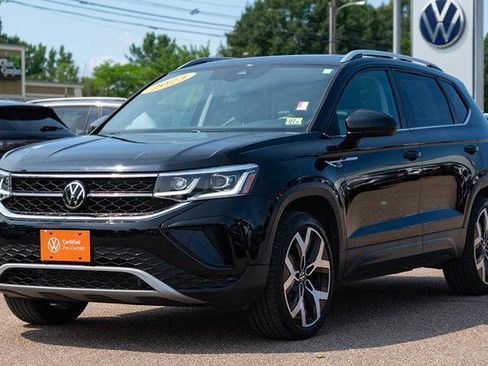 Certified 2023 Volkswagen Taos SEL AWD/4WD image 2